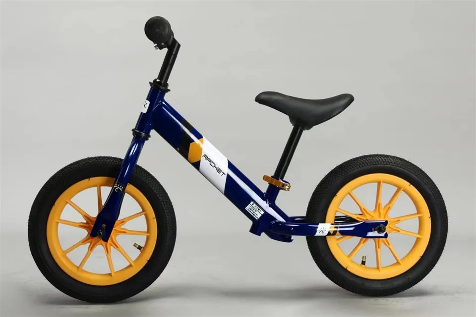 Chaqaloqlar uchun muvozanat velosipedi